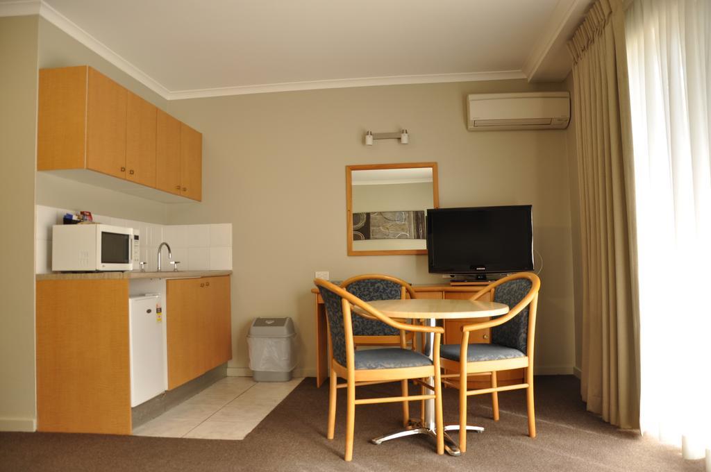 Chittaway Motel Tuggerah Bagian luar foto